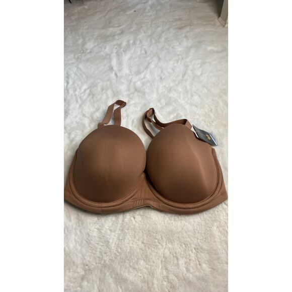 Wacoal Women's Red Carpet Strapless Bra - Picture 2 of 8